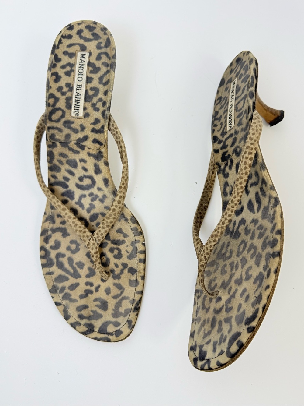 Vintage Manolo Blahnik Leopard Print Calf Hair Thong Kitten Heel Sandals EU 42